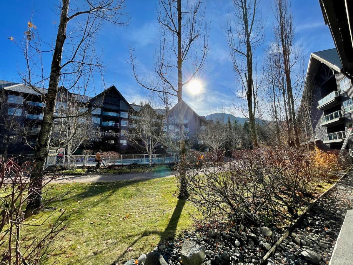 Best Ski In Ski Out Condo At 惠斯勒 外观 照片